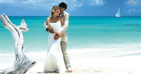How To Have An Absolute Vip Wedding In Maldives