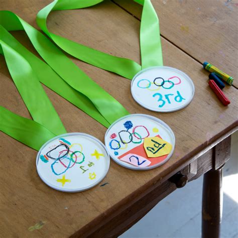 How To Make Your Own Diy Olympic Medals For Kids That They Can Decorate