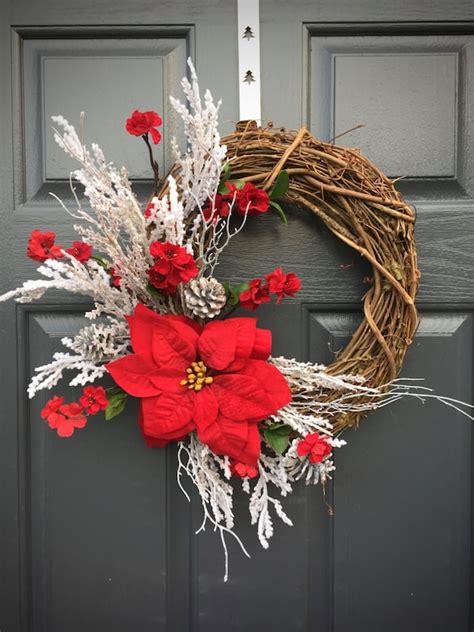 Poinsettia Wreath Christmas Wreaths Christmas Poinsettias Etsy