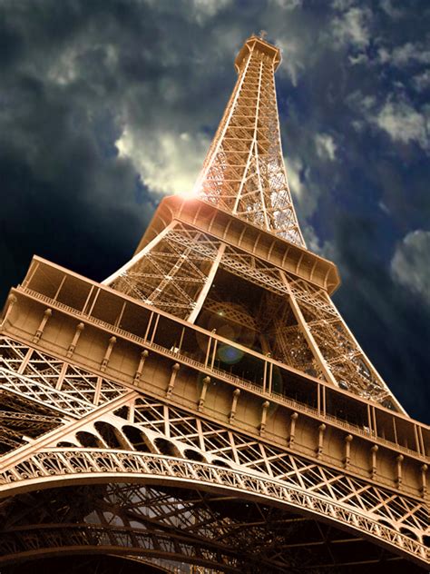 Eiffel Tower In The Rain Hdrcreme