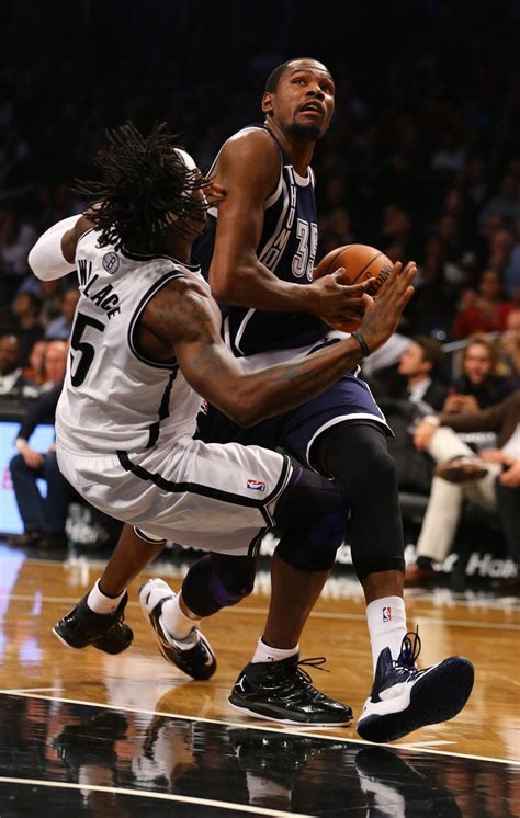 Half spin had bean drunk at the bar.then that tween go had mac stuck in mud seconds later. Kevin Durant Photos Photos - Oklahoma City Thunder v ...