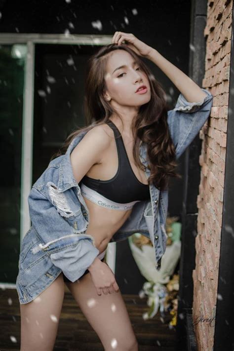 Pichana Yoosuk Thailands Prettiest Supermodel Hot Hot Sex Picture