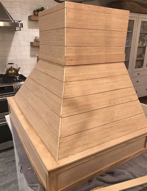 DIY Wood Shiplap Hood Vent - Dreaming of Homemaking | Kitchen range