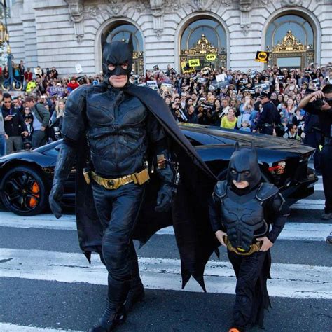 Julia Roberts To Produce And Star In Film About Batkid Based On The