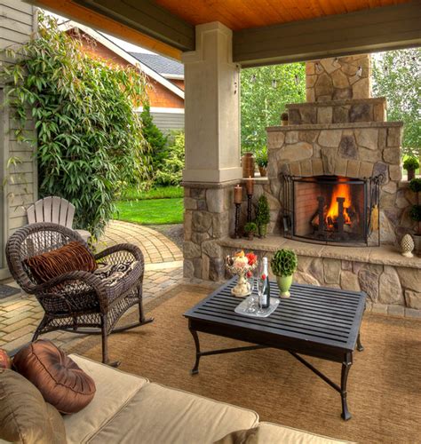 Top 12 Stunning Fireplaces For Luxury Outdoor Living