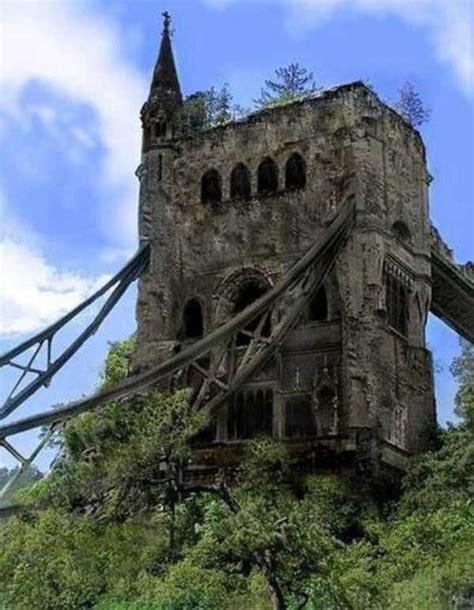 40 Hauntingly Beautiful Abandoned Places And Forgotten Things Feels
