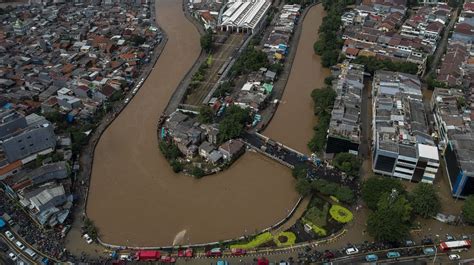 sejarah banjir jakarta dari 1918 sampai 2020