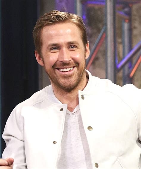 So Handsome Ryan Gosling Hollywood Actors Handsome Ryan Gosling Style