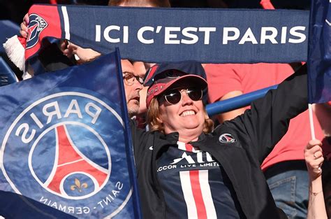 Ligue 1 TFC PSG Les Maillots De Paris Interdits Au Centre De