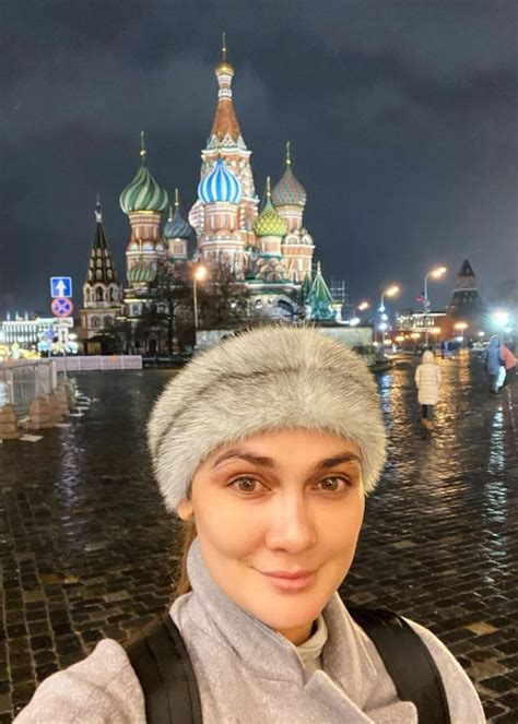 I share all about my day to day activities. Luna Maya Height, Weight, Age, Body Statistics - Healthy Celeb