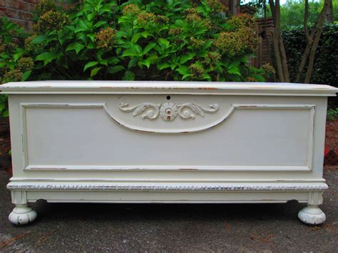 Antique White Distressed Handpainted Cedar Lined Hope Chest Coffee
