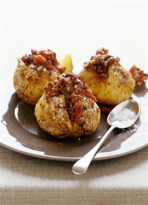 Spicy Beef Jacket Potatoes Recipe Eat Smarter USA