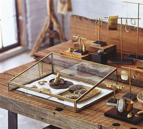 Jewelry Display Supplies Brass Plated Glass Jewelry Display Case