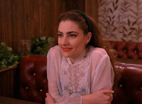 Pin By Jade On Hair Madchen Amick Shelly Twin Peaks Madchen Amick