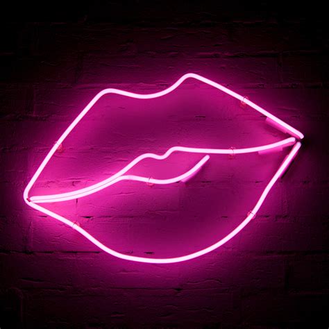 Kiss Neon Sign Pink The Neon Sign Co