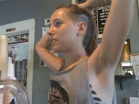 More Women Making A Statement With Armpit Hair Even Dyeing It