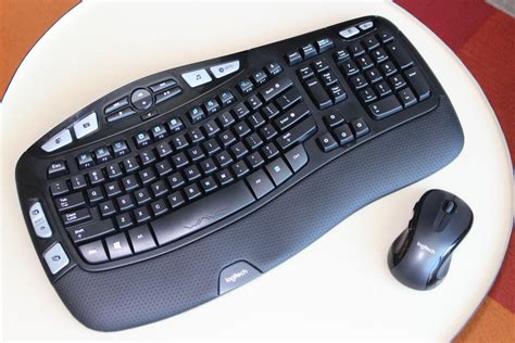 Logitech mk345 is one of the best keyboard and mouse combo that helps you to make your workflow more seamless. Logitech Wireless Wave Combo MK550 review: This ergonomic ...