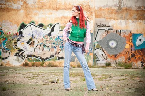 3840x2160px free download hd wallpaper women jeans redheads graffiti outdoors jackets high