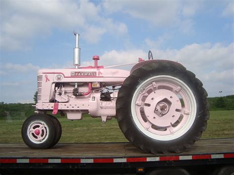 1953 Farmall Super M Pink Raising Money For Nbcf Flickr