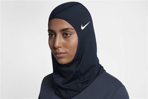 Nike Empowers Muslim Female Athletes With Groundbreaking Sports Hijab Nike At