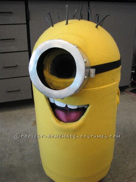 Coolest Homemade Despicable Me Minion Costume