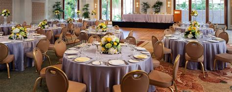 Honolulu Wedding Planner Moana Surfrider A Westin Resort And Spa
