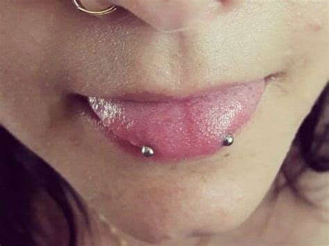 Snake Eyes Piercing 55 Ideas And Complete Guide Rightpiercing