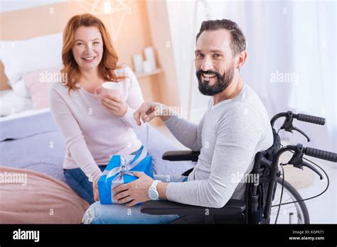 Crippled Man Hi Res Stock Photography And Images Alamy