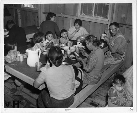 inside japanese american internment camps