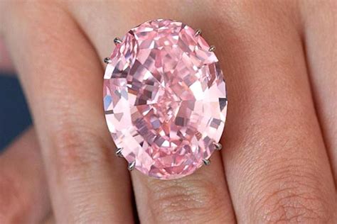 The Worlds Largest Pink Diamond Sold For A Record Breaking 712