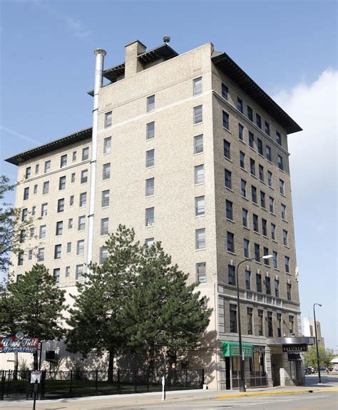 Waterloos Historic Hotel President Shows Off Renovated Digs Local