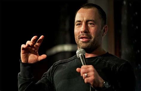 He runs one of the most popular podcasts on youtube, the joe rogan experience, which is one of the most popular downloads on itunes, and has more than 1080 episodes. Joe Rogan : faites ce que vous aimez, car la société est ...