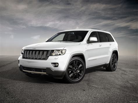 Jeep Grand Cherokee Concept 2012my White Front