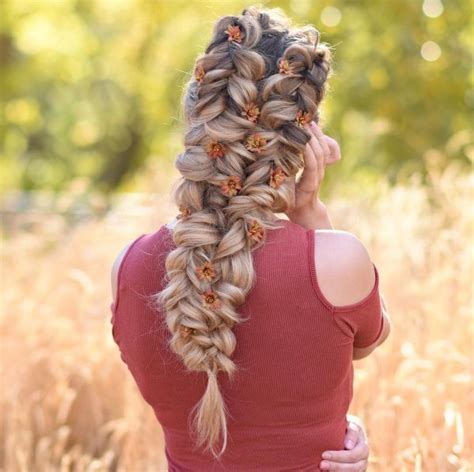 7 Adorable Music Fest Hairstyles Anyone Can Rock