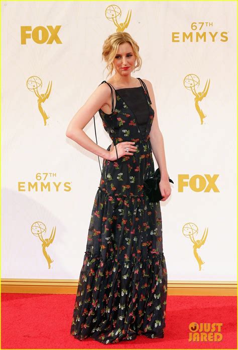 Laura Carmichael Joanne Froggatt Bring Downton Abbey To Emmy Awards