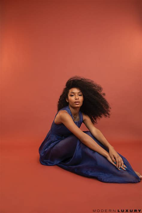 Exclusive Video Go Behind The Scenes With Our Cover Star Yara Shahidi