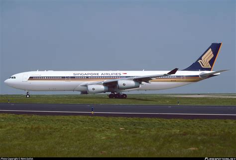 9v Sjh Singapore Airlines Airbus A340 313 Photo By Rémi Dallot Id