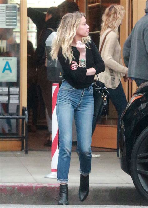 Amber Heard In Jeans Grabbing Dinner In Los Angeles 11 Gotceleb