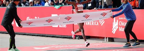 Kosgei Smashes Marathon World Record In Chicago Report World Athletics