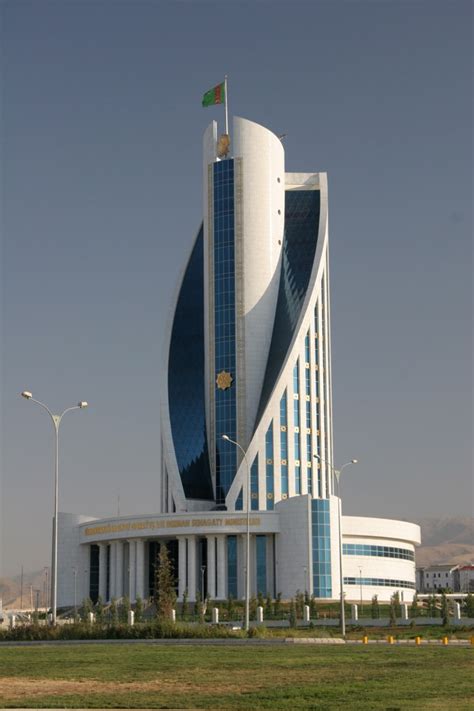 Ministry Of Health Ashgabat This Government Building Look Flickr