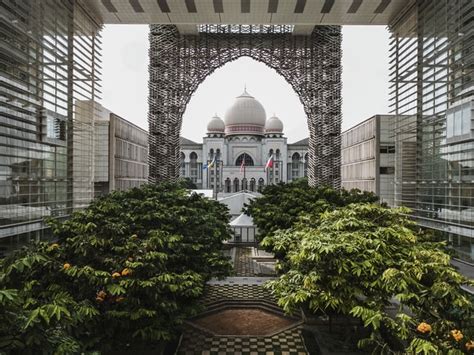Era baharu Kewangan Islam di Malaysia  DagangNews.com