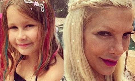 Tori Spelling Throws Lavish Pool Party For Daughter Stellas Seventh