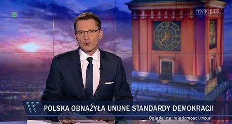 Polish TV airs alternative report on EU summit