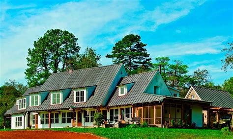 15 Beautiful Farmhouses Across America Cowgirl Magazine House