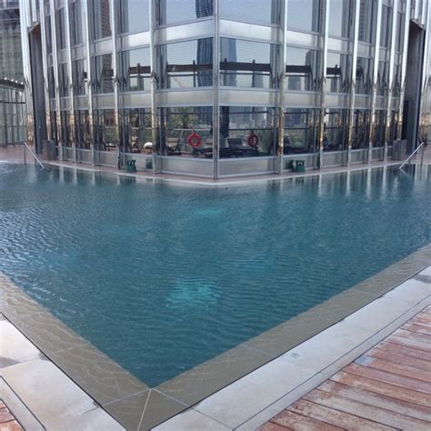 Armani Swimming Pool Piscina De Hotel Em Dubai
