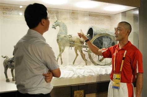 equestrian athlete  china visits heavenly horse exhibitionwith
