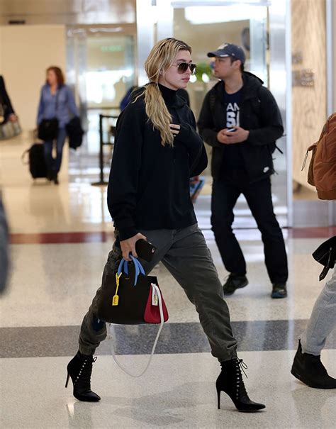 hailey baldwin arrives to superbowl in san fransisco 02 06 2016 hawtcelebs