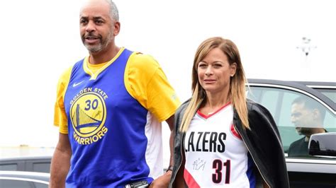 Stephen Currys Mother Sonya Has Filed For Divorce From Dell Curry