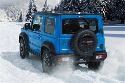 2019 suzuki jimny official images. Suzuki releases full details about all-new 2019 Jimny ...