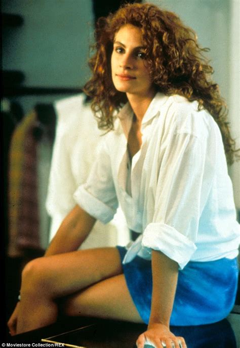 Julia Roberts Recycles Pretty Woman Look 23 Years On Daily Mail Online